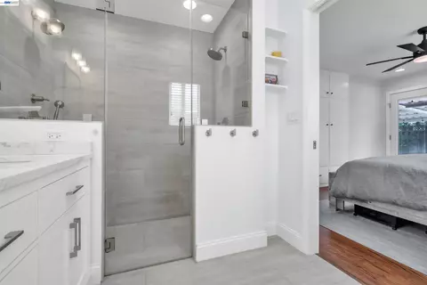 Bath - 1400 Wagoner Dr, Livermore, CA 94550 photo 3 of 3