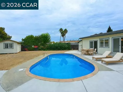 Exterior - 21 Eric Ct, Pleasant Hill, CA 94523 photo 10 of 12
