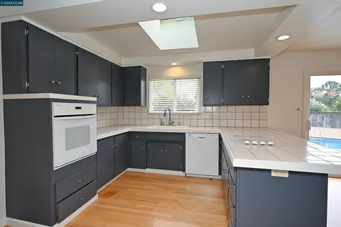 Kitchen - 21 Eric Ct, Pleasant Hill, CA 94523 photo 1 of 6