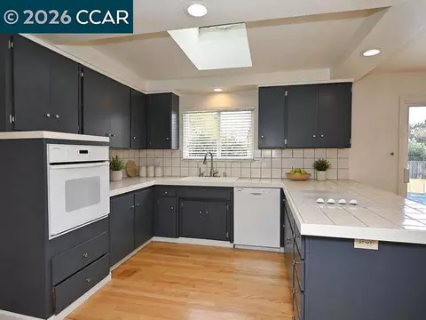 Kitchen - 21 Eric Ct, Pleasant Hill, CA 94523 photo 2 of 6