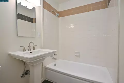 Bath - 21 Eric Ct, Pleasant Hill, CA 94523 photo 5 of 6