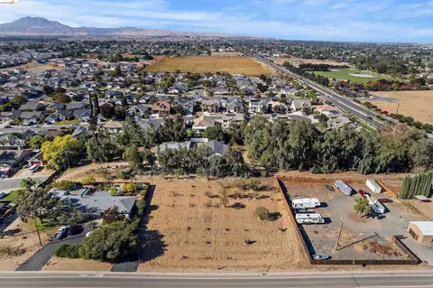 3901 Rose # -B, Oakley, CA 94561 photo 4