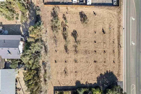 3901 Rose # -B, Oakley, CA 94561 photo 2