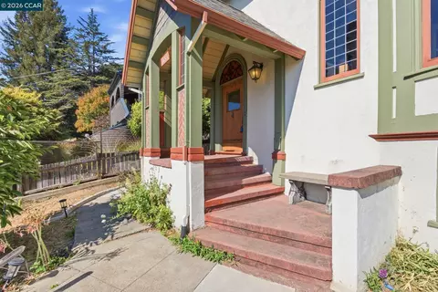 Exterior - 1683 La Loma Ave, Berkeley, CA 94709 photo 6 of 13