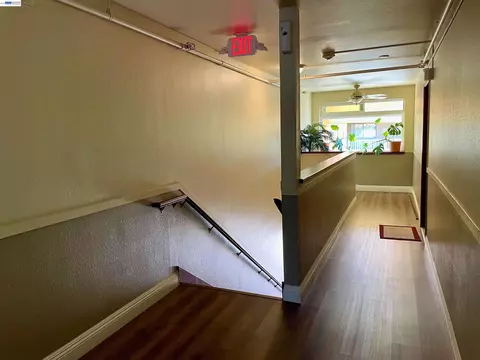 Entry Way - 16006 E 14th St #204, Ashland, CA 94578 photo 3 of 4