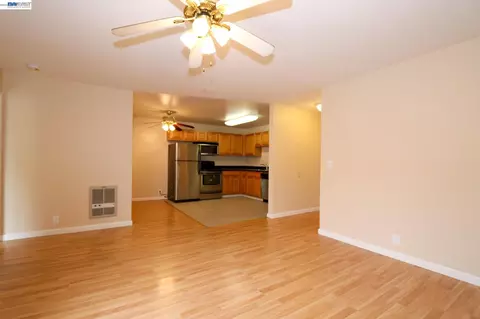 16006 E 14th St #204, Ashland, CA 94578 photo 4