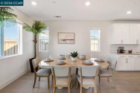 Dining - 6808 Verbena St, Tracy, CA 95377 photo 2 of 2