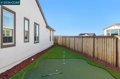 Exterior - 6808 Verbena St, Tracy, CA 95377 photo 8 of 12