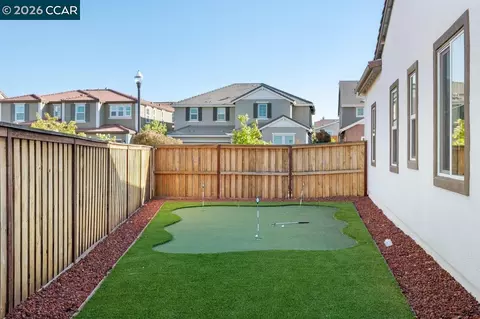 Exterior - 6808 Verbena St, Tracy, CA 95377 photo 7 of 12