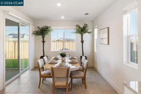 Dining - 6808 Verbena St, Tracy, CA 95377 photo 1 of 2