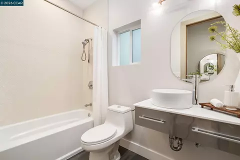 Bath - 2973 Limestone Rd, Alamo, CA 94507 photo 4 of 7