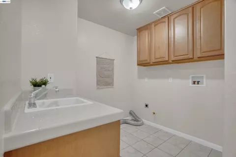 Other - 13253 Emerald Bay Ct, Lathrop, CA 95330 photo 3 of 9