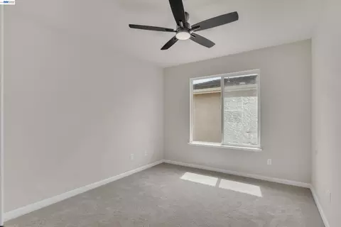 Bedroom - 13253 Emerald Bay Ct, Lathrop, CA 95330 photo 3 of 5