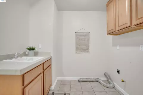 Other - 13253 Emerald Bay Ct, Lathrop, CA 95330 photo 4 of 9