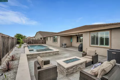 Exterior - 816 Pathfinder, Oakley, CA 94561 photo 12 of 13