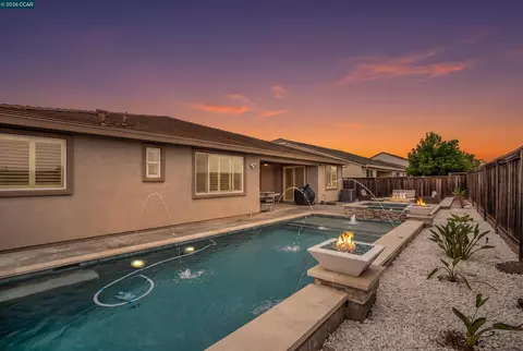 Exterior - 816 Pathfinder, Oakley, CA 94561 photo 13 of 13