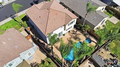 View/Area - 4597 Bonsai Ave, Tracy, CA 95377 photo 3 of 12