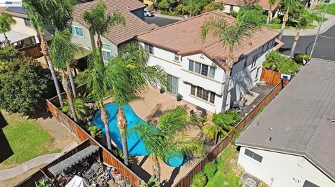 View/Area - 4597 Bonsai Ave, Tracy, CA 95377 photo 1 of 12