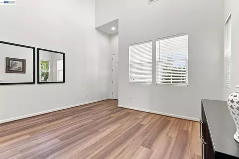 Entry Way - 4597 Bonsai Ave, Tracy, CA 95377 photo 2 of 4