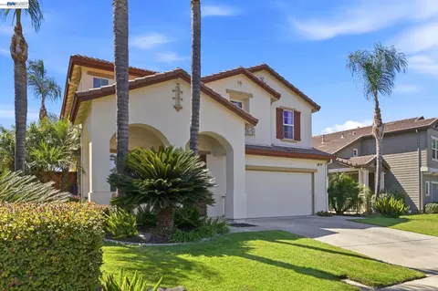 Exterior - 4597 Bonsai Ave, Tracy, CA 95377 photo 5 of 9