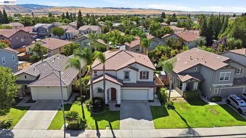 View/Area - 4597 Bonsai Ave, Tracy, CA 95377 photo 10 of 12
