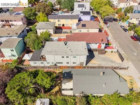 View/Area - 1226 Haskell St, Berkeley, CA 94702 photo 10 of 10
