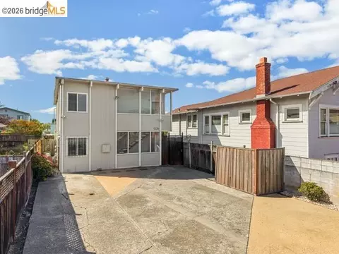 Exterior - 1226 Haskell St, Berkeley, CA 94702 photo 2 of 2