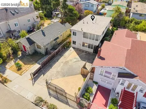 View/Area - 1226 Haskell St, Berkeley, CA 94702 photo 4 of 10