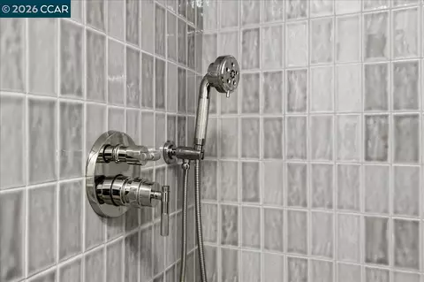 Bath - 461 Saint Regis Dr, Danville, CA 94526 photo 7 of 8