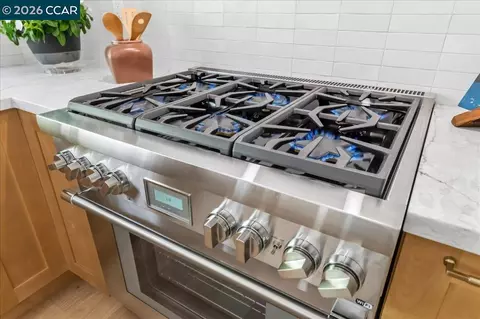 Kitchen - 461 Saint Regis Dr, Danville, CA 94526 photo 4 of 7