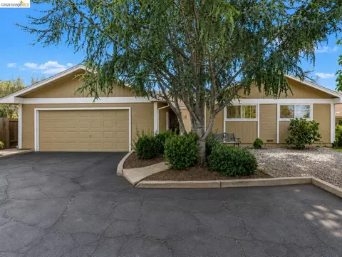 1833 Camino Estrada, Concord, CA 94521