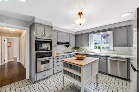 Kitchen - 210 D St, Fremont, CA 94536 photo 1 of 4