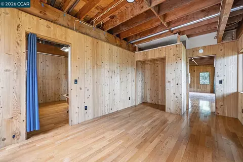 Bedroom - 281 Los Altos Dr, Kensington, CA 94708 photo 5 of 7