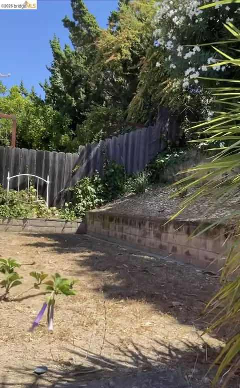 Exterior - 2206 Seacliff Dr, Milpitas, CA 95035 photo 3 of 4