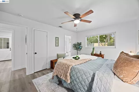Bedroom - 2136 Holbrook Dr, Concord, CA 94519 photo 2 of 5