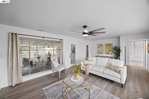 Living - 2136 Holbrook Dr, Concord, CA 94519 photo 2 of 2