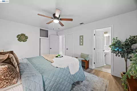 Bedroom - 2136 Holbrook Dr, Concord, CA 94519 photo 3 of 5