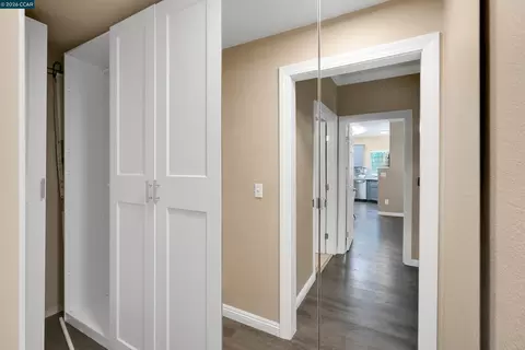 Entry Way - 138 Marsala Ct, Hercules, CA 94547 photo 3 of 3