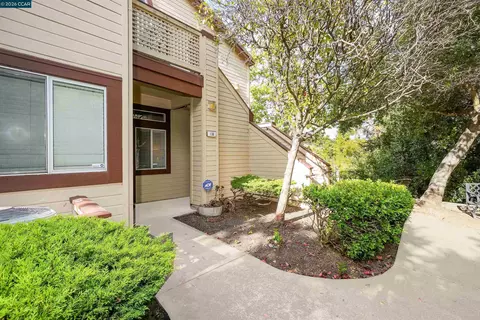 Exterior - 138 Marsala Ct, Hercules, CA 94547 photo 10 of 20