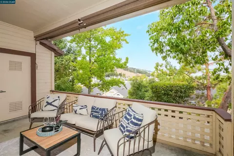 Exterior - 138 Marsala Ct, Hercules, CA 94547 photo 8 of 20