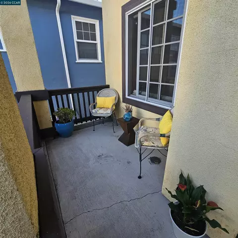 Exterior - 151 Daniels Ave, Vallejo, CA 94590 photo 12 of 17