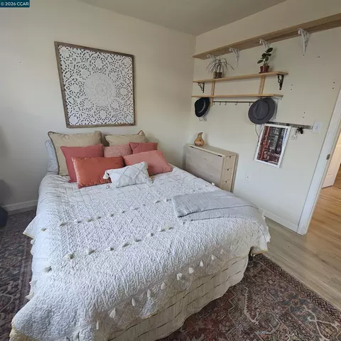 Bedroom - 151 Daniels Ave, Vallejo, CA 94590 photo 5 of 9