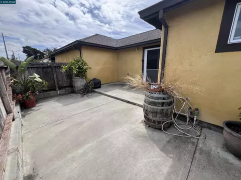Exterior - 151 Daniels Ave, Vallejo, CA 94590 photo 9 of 17