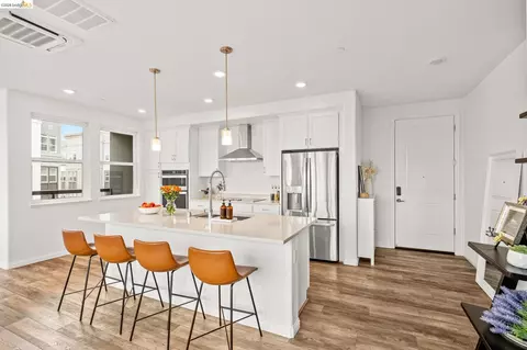 Kitchen - 2875 Tradewind Dr, Alameda, CA 94501 photo 1 of 7