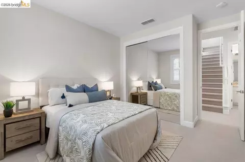 Bedroom - 207 Flagship Ct, Richmond, CA 94801 photo 3 of 7