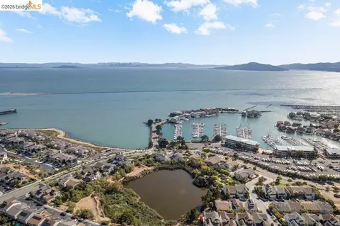 View/Area - 207 Flagship Ct, Richmond, CA 94801 photo 12 of 15