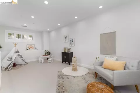 Other - 207 Flagship Ct, Richmond, CA 94801 photo 18 of 29