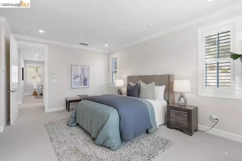 Bedroom - 207 Flagship Ct, Richmond, CA 94801 photo 1 of 7