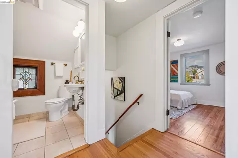 Entry Way - 2129 Roosevelt Ave, Berkeley, CA 94703 photo 5 of 5