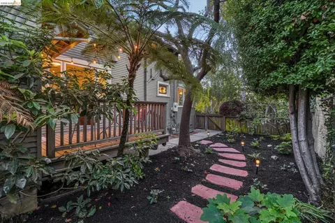 Exterior - 2129 Roosevelt Ave, Berkeley, CA 94703 photo 12 of 19